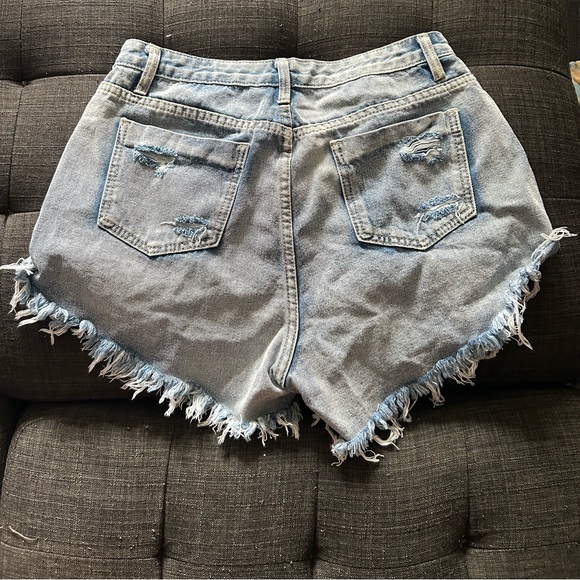 BRAND NEW never worn. - Picture 3 of 3